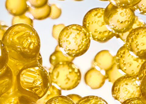 Image of enlarged Immortelle bubbles.