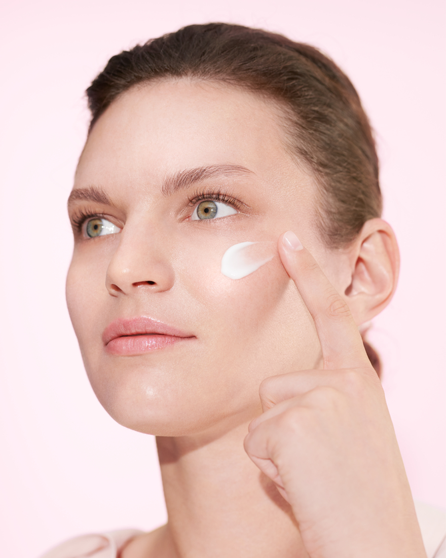 view 5/7 of Reine des Pres Brightening Ultra-Moisturiser Rich Cream, , AURECT